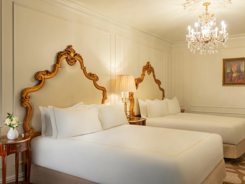 Chambre deluxe avec 2 lit queen size